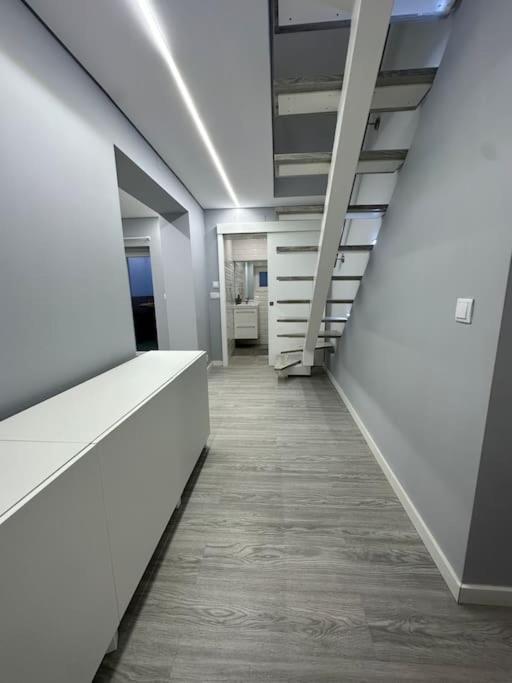 Apartamento Duplex Com Jacuzzi Em Olival Basto
